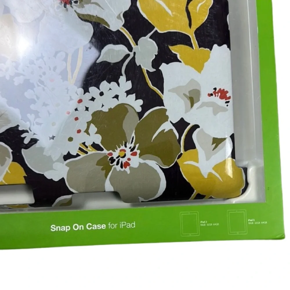 Vera Bradley Dogwood Floral Snap-On iPad Case NWT